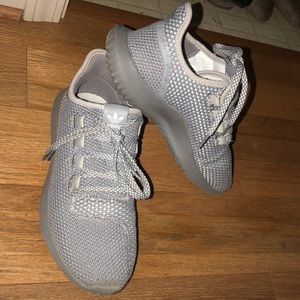 adidas tubular shoes